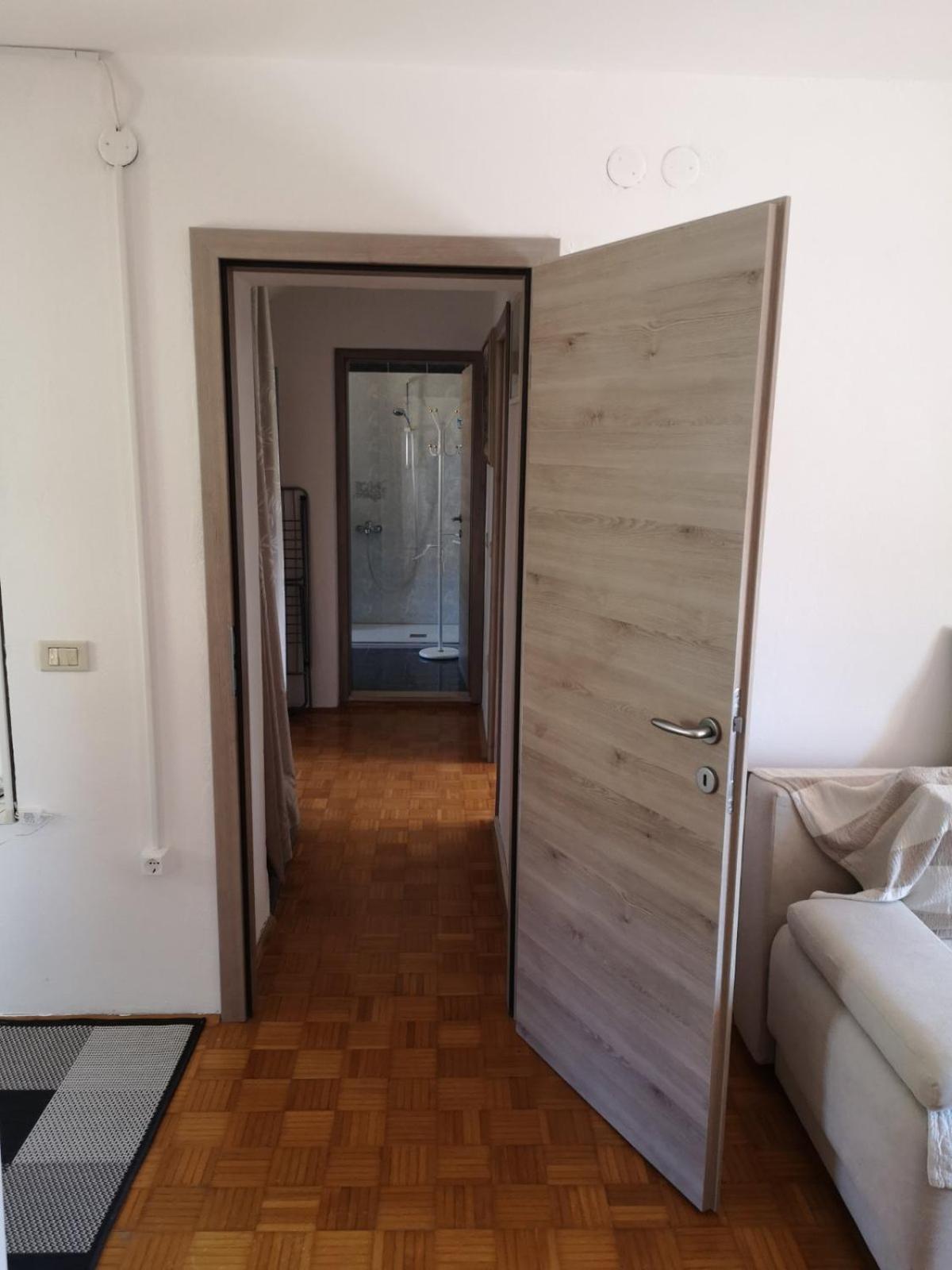 Apartma Ester Lucija Exterior foto