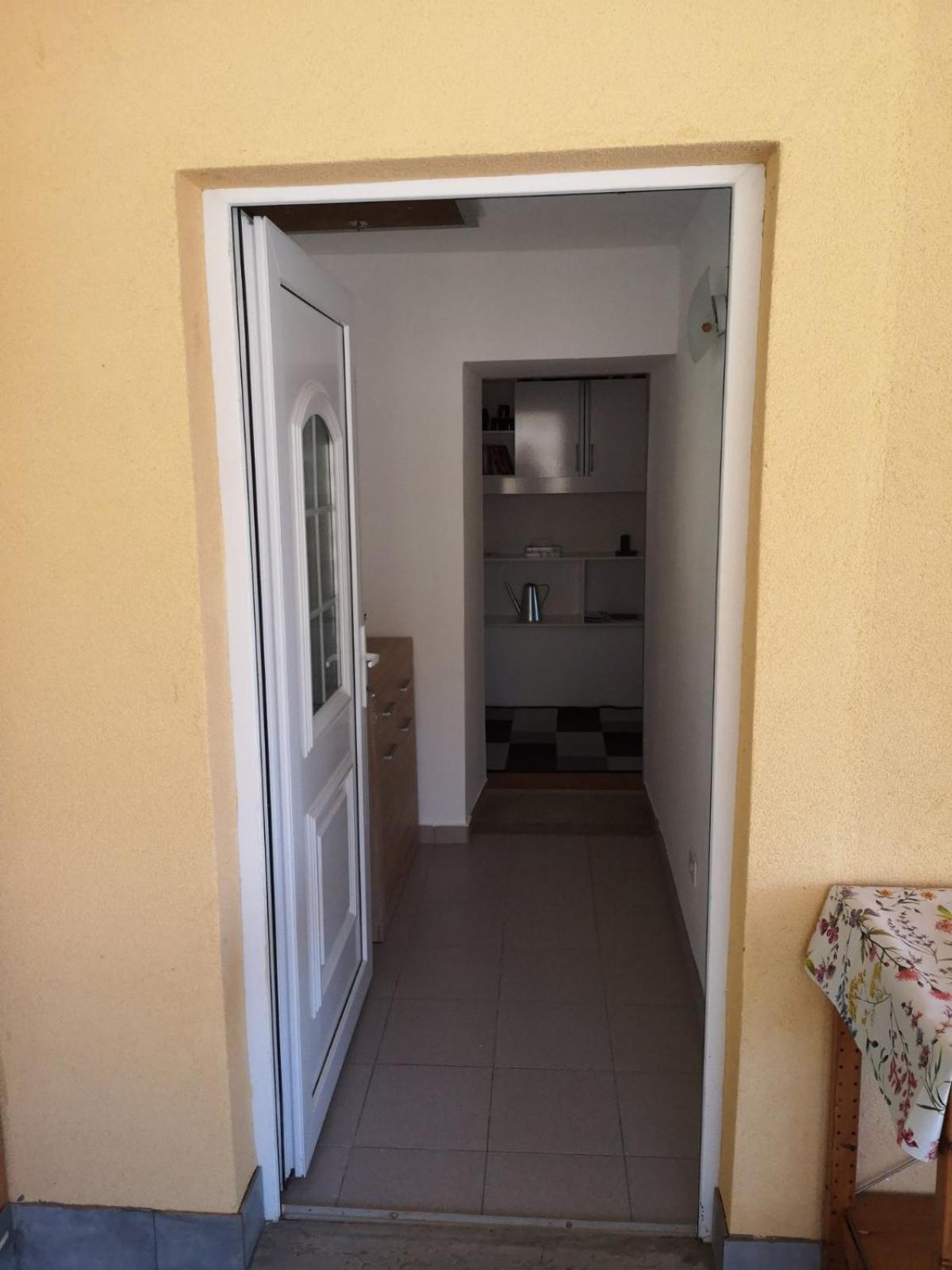 Apartma Ester Lucija Exterior foto